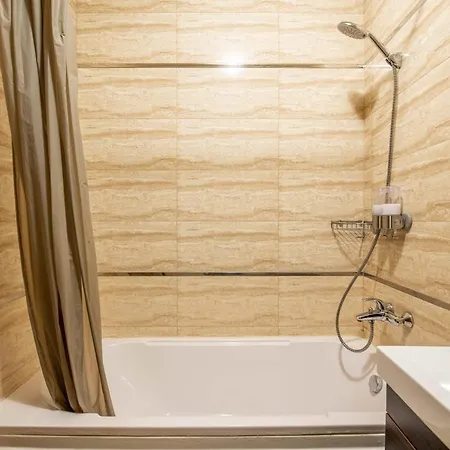 Luxury Two Room Apartment In The Heart Of Bucharest Bukarest