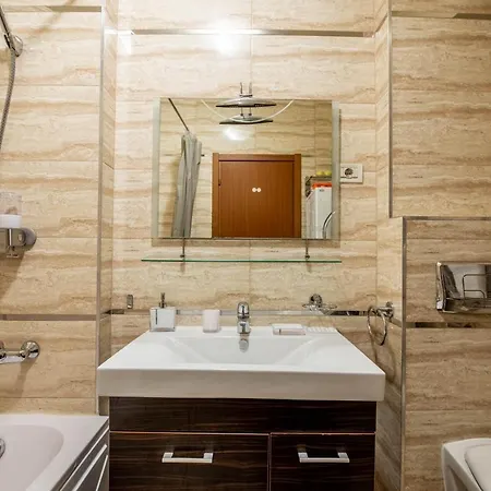Apartman Luxury Two Room Apartment In The Heart Of Bucharest *
