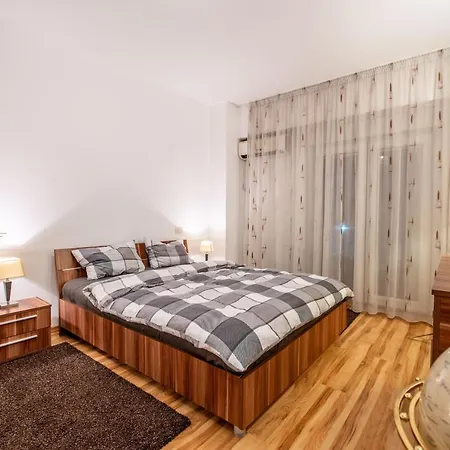 Luxury Two Room Apartment In The Heart Of Bucharest * Bukarest