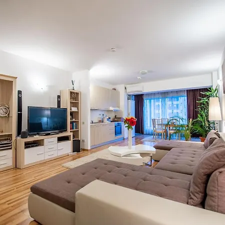 Apartman Luxury Two Room Apartment In The Heart Of Bucharest *