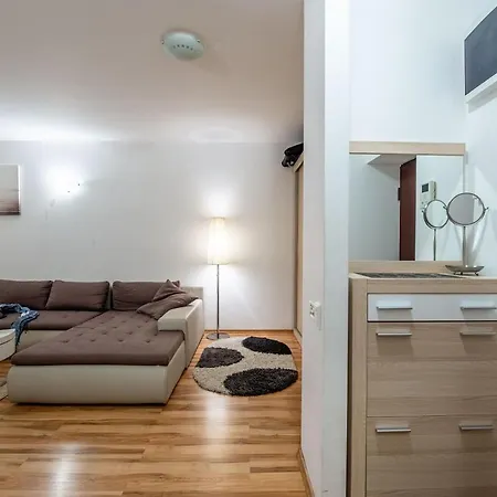 Luxury Two Room Apartment In The Heart Of Bucharest *